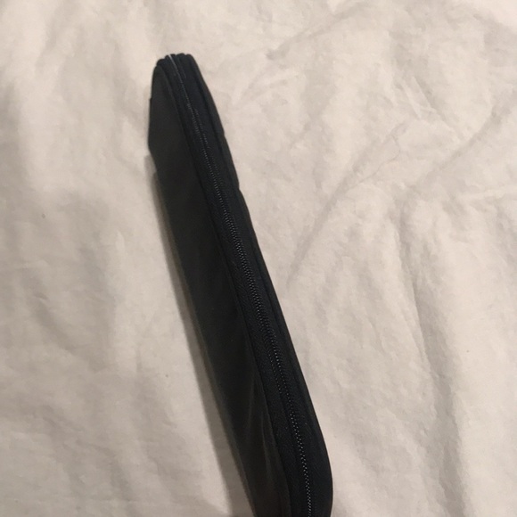 Mary Kay Professional Makeup Brush Trio Black Gold - Picture 7 of 8